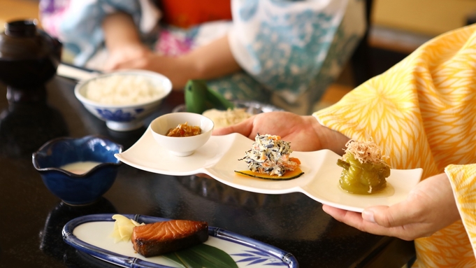 【記念日プラン】大切な日のお祝いに♪ドリンク＆メッセージ付きケーキ特典◆ご夕食は厳選【国産豚会席】